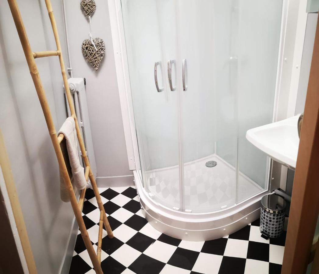 F3 Proche Centre-ville - Cote Blatin Apartment